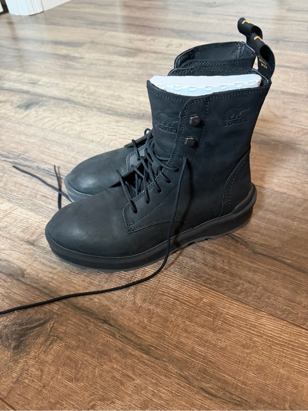Black Sorel Hi Line boots - Picture 4 of 7